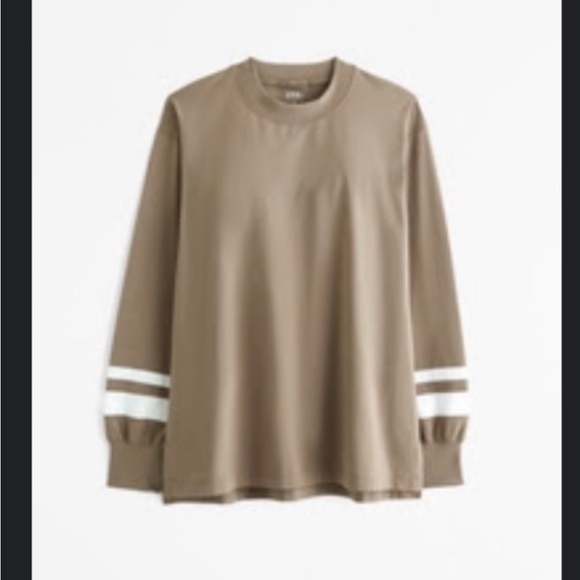 Abercrombie & Fitch Tops - EUC S Abercrombie & Fitch Taupe Long Sleeve Tee with White Sleeve Stripes